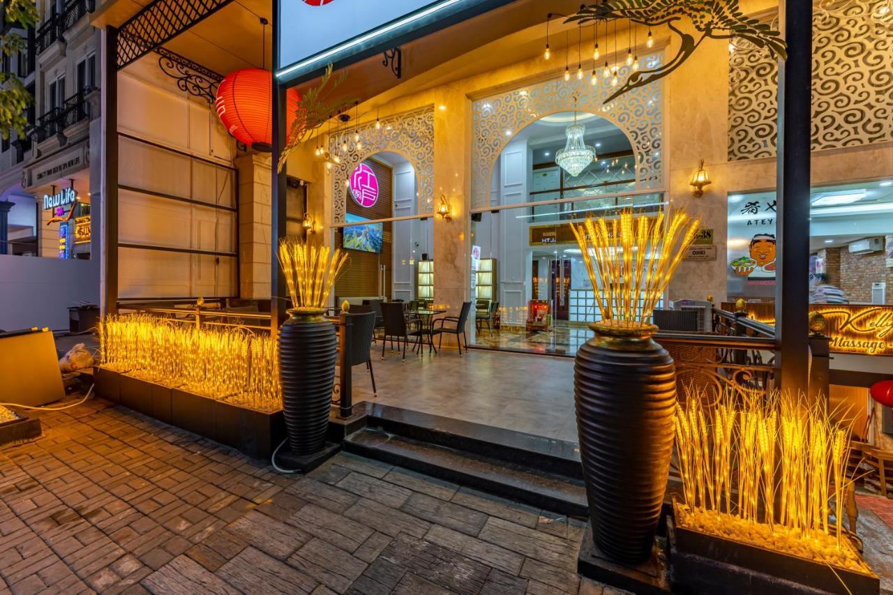 Edoya Hotel Phu My Hung Хошимин Экстерьер фото