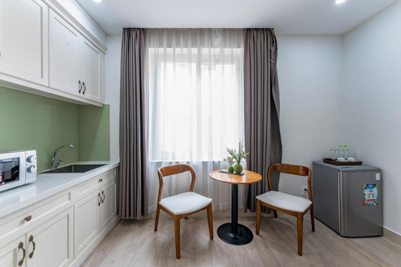 Edoya Hotel Phu My Hung Хошимин Экстерьер фото