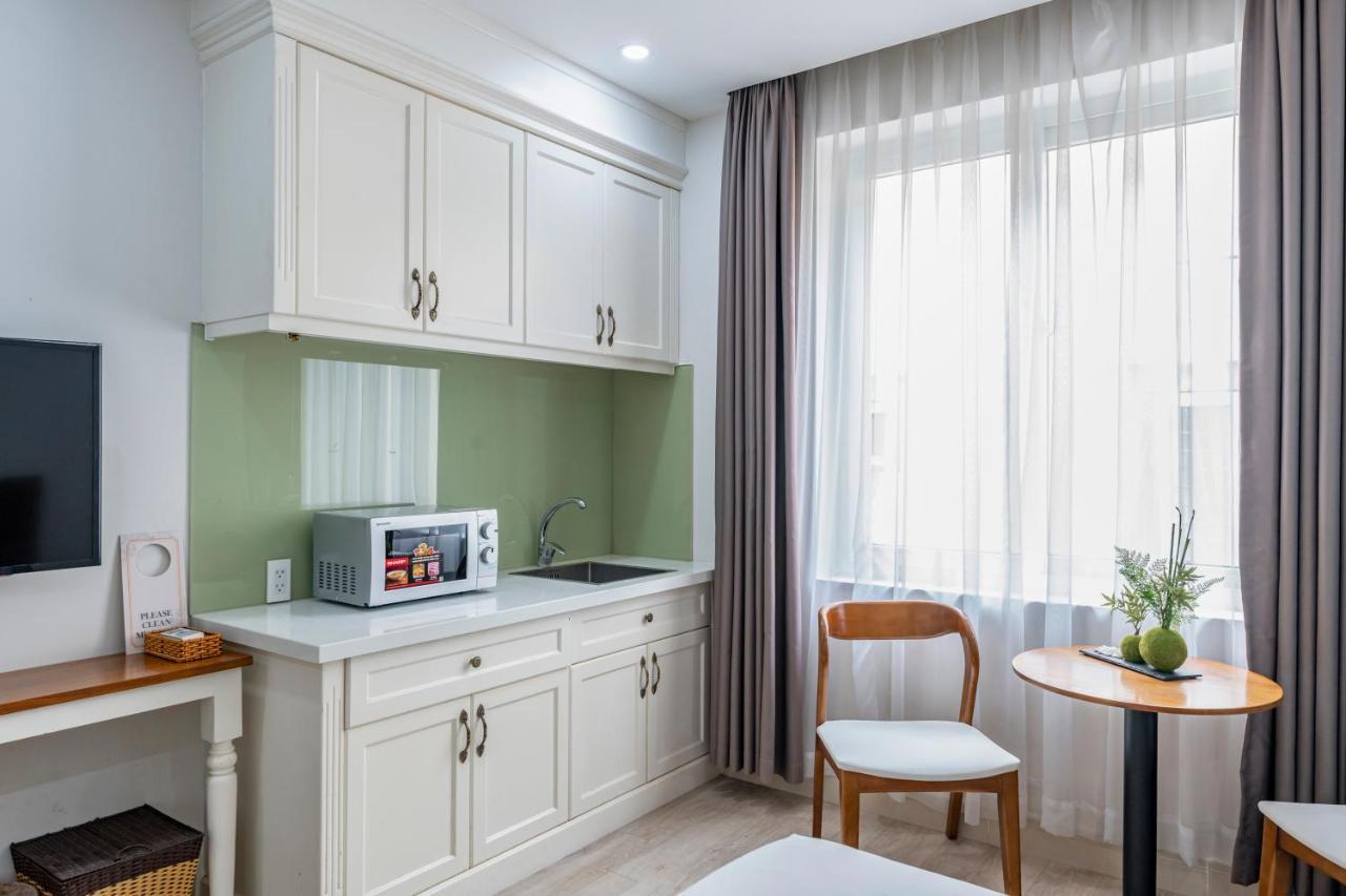 Edoya Hotel Phu My Hung Хошимин Экстерьер фото