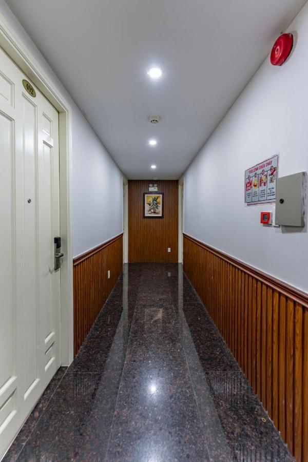 Edoya Hotel Phu My Hung Хошимин Экстерьер фото