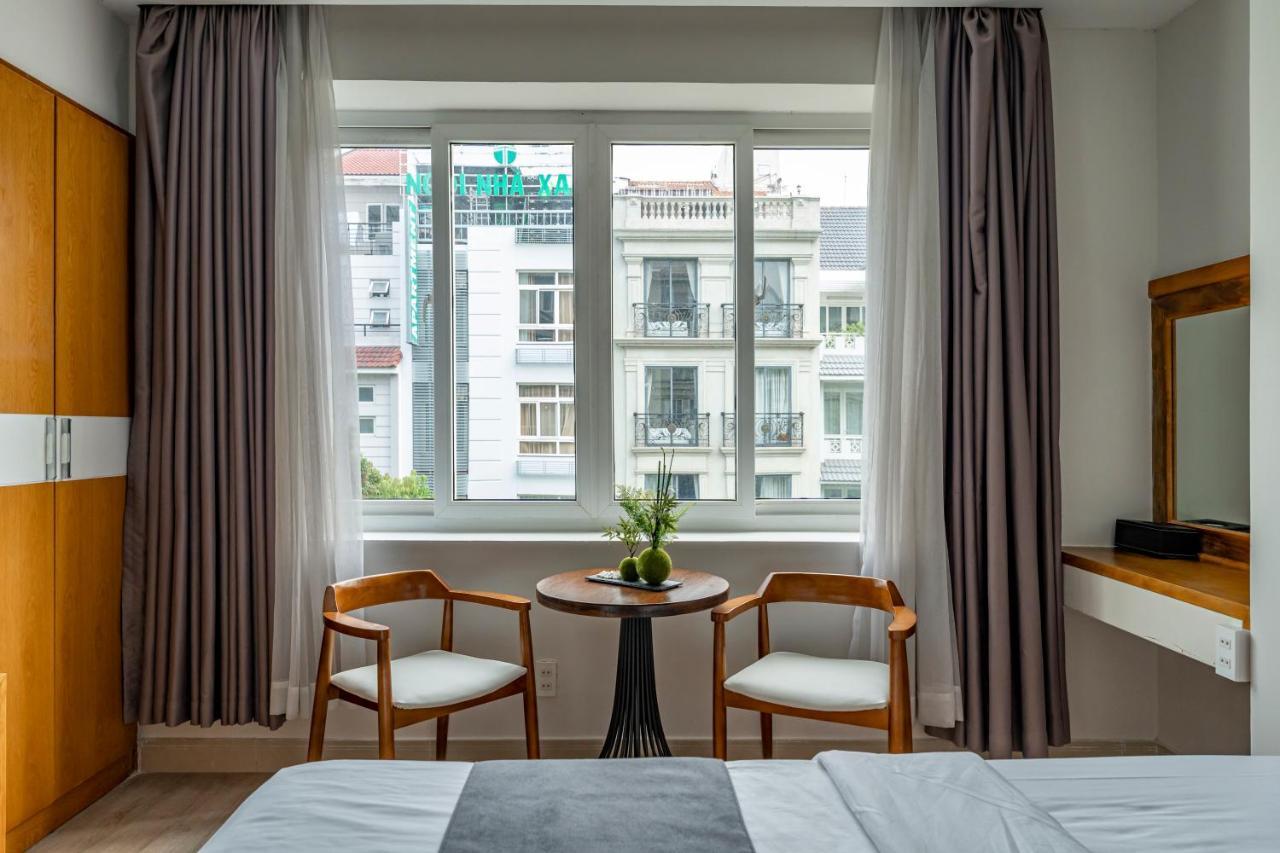 Edoya Hotel Phu My Hung Хошимин Экстерьер фото