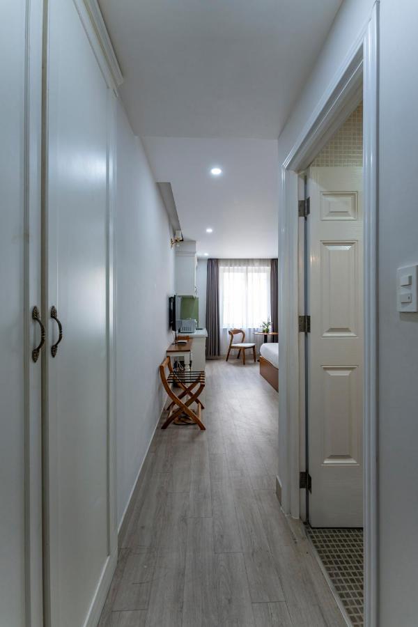 Edoya Hotel Phu My Hung Хошимин Экстерьер фото